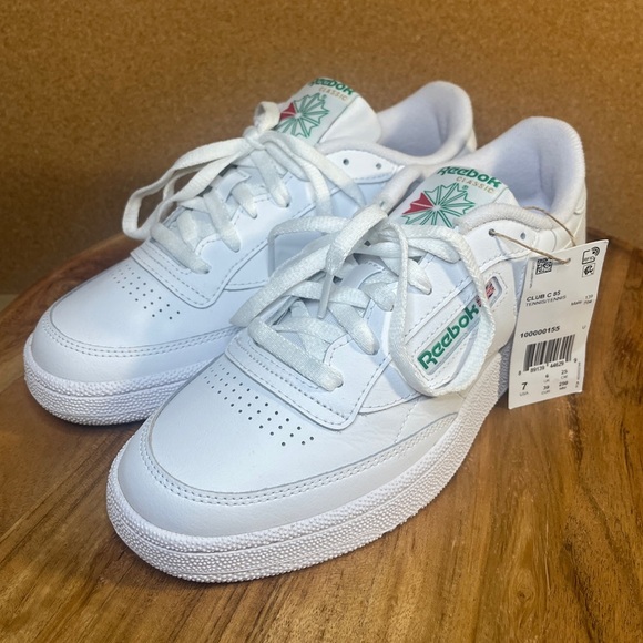 Reebok
Club c 85 - Picture 2 of 11
